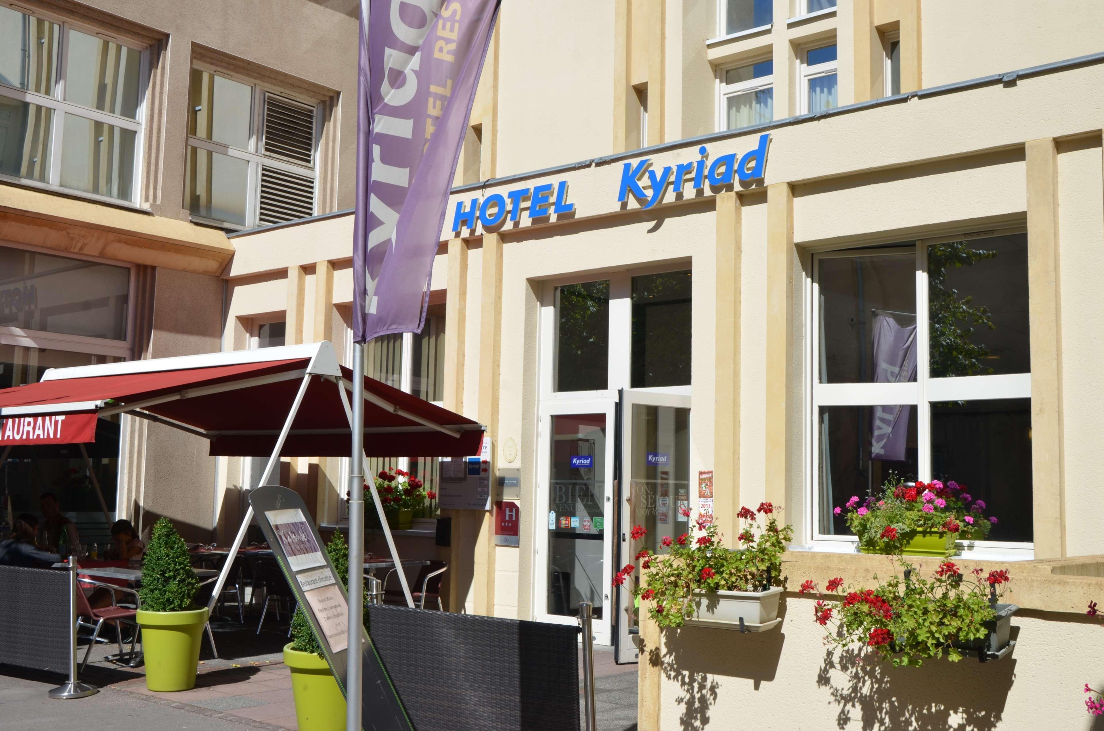 Kyriad Metz Centre - Restaurant Karousel Extérieur photo